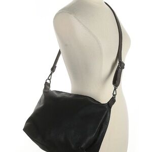 🤍🌷🤎Black Rivet Classic Black Shoulder Bag